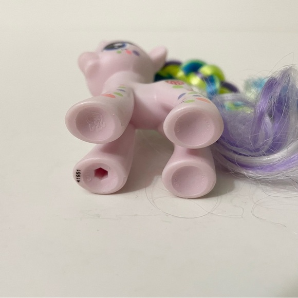 My Little Pony Holly Dash Rainbow Power UK Exclusive - Picture 10 of 15